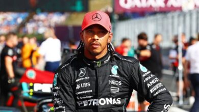 Lewis Hamilton Mercedes ile Devam Edecek