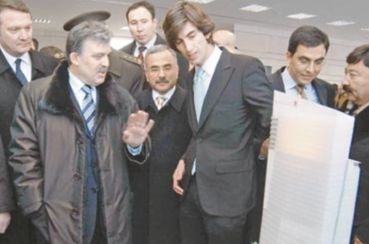 CHP’li Onur Öymen’in oğlu Burak Öymen 1.5 milyar dolara sessiz sedasız AVM satın aldı!
