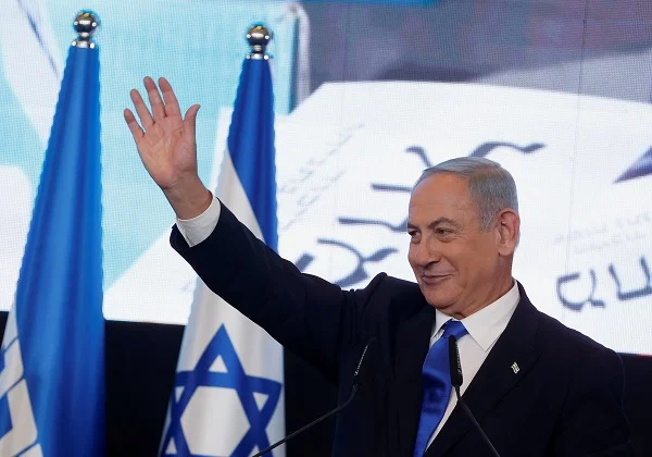 İsrail'de ankete katılanların yüzde 66'sı Netanyahu'nun istifasını istiyor 1 İsrail'de yapılan bir ankete katılanların yüzde 66'sı Başbakan Binyamin Netanyahu'nun savaşın ardından istifasını istiyor.
