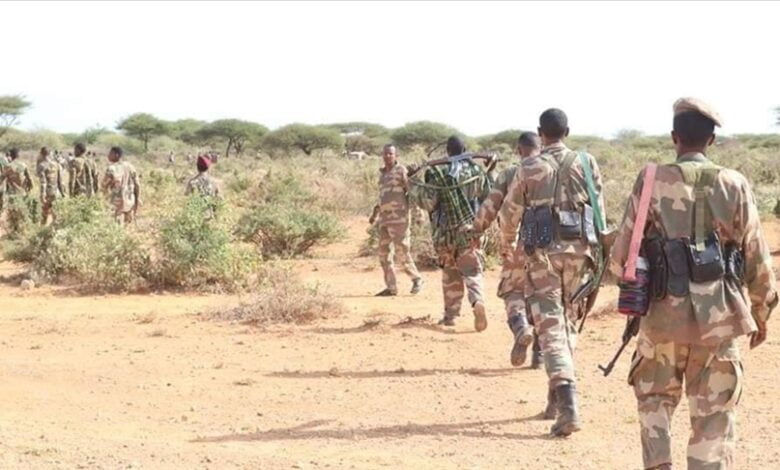 Somali hükümetinin, terör örgütü Eş-Şebab’a karşı operasyonları devam ediyor. Yapılan açıklamada ülkede 120 bölgenin özgürleştirildiği duyuruldu.
