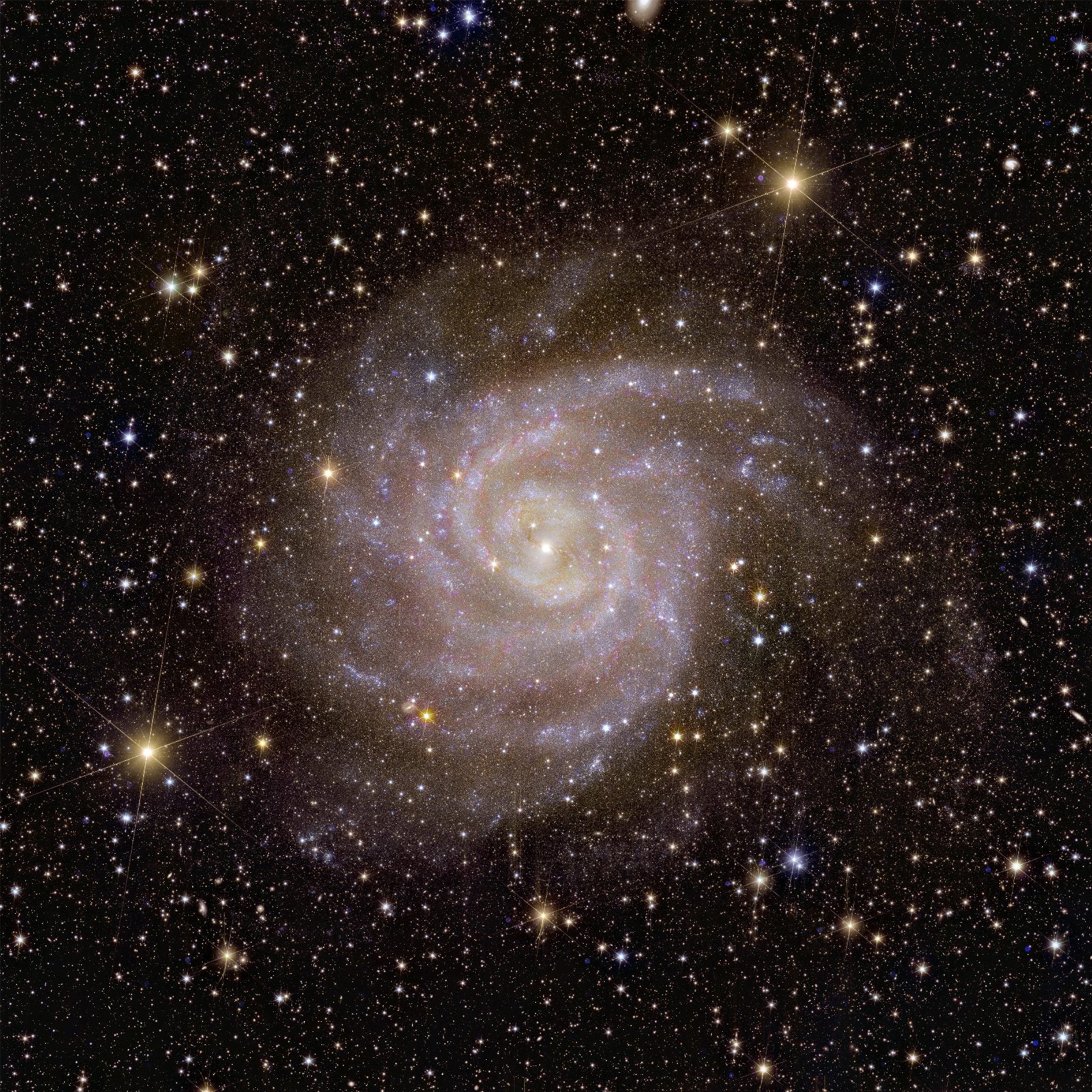 Euclid Teleskobu'nun ilk fotoğrafları paylaşıldı 1 Avrupa Uzay Ajansı (ESA), Euclid Uzay Teleskobu'nun çektiği ilk fotoğrafları paylaştı.