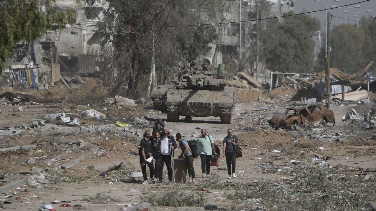 İsrail ile Hamas arasındaki çakışmalara 4 günlük insani ara verildi. Bu süreçte, taraflar esir takası yapmaya başladı.