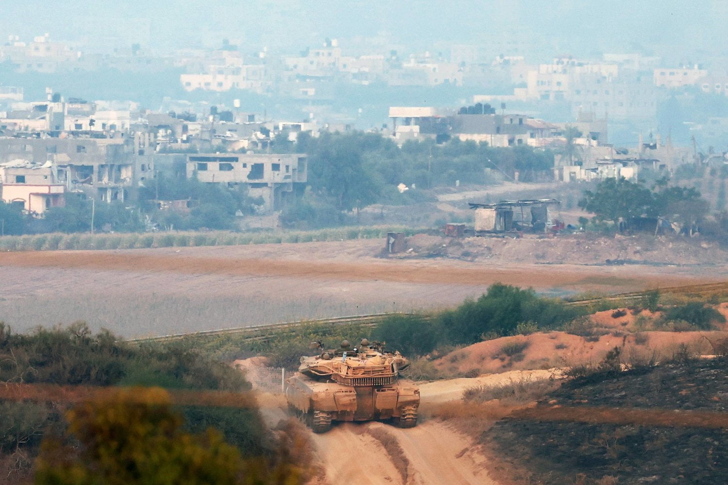 Kassam Tugayları, Gazze'nin kuzeyinde iki İsrail tanklının imha edildiğini duyurdu.
