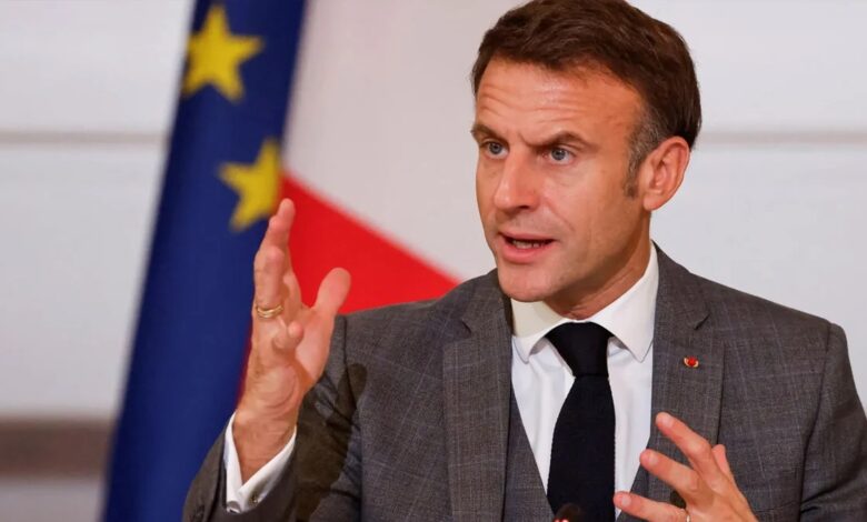 Fransa'da muhalefet, Gazze için ateşkes çağrısını geç yapan Macron'u eleştirdi.