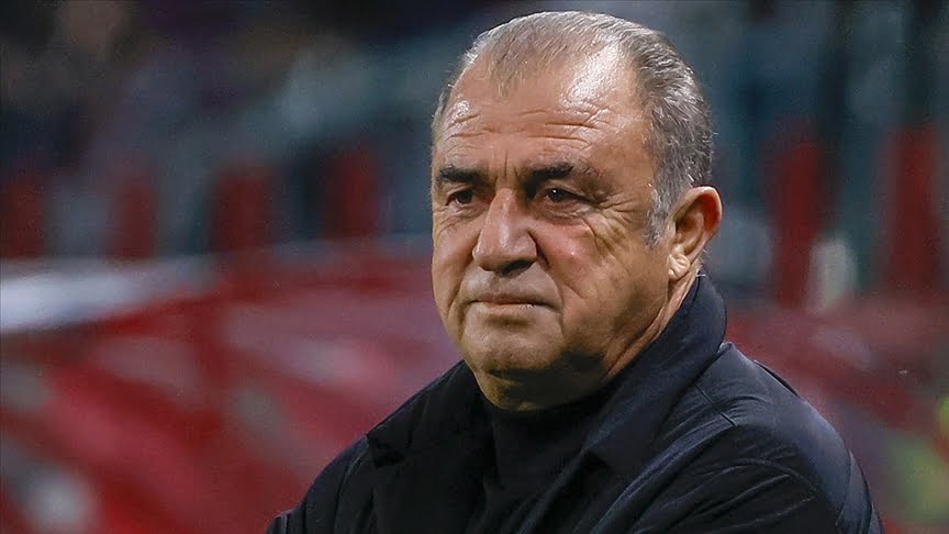 Türk futbolunun önde gelen teknik direktörlerinden Fatih Terim, Yunanistan Süper Ligi ekibi Panathinaikos ile anlaştı.