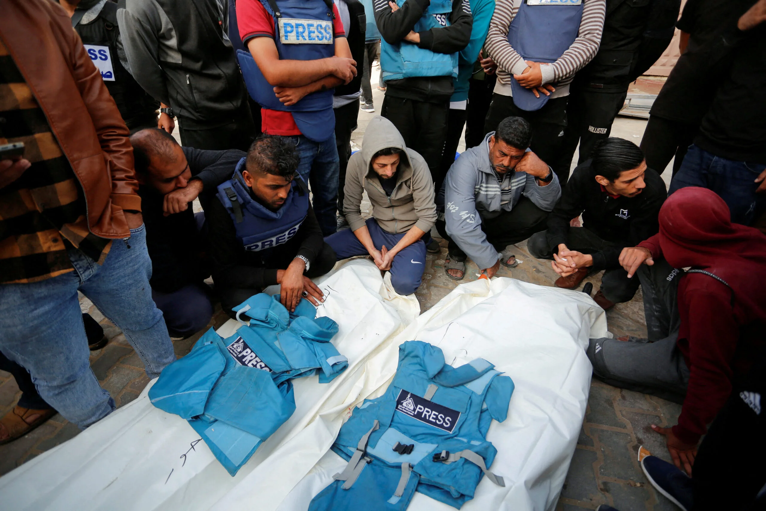 Gazze'de 7 Ekim'den bu yana 97 gazeteci öldü 1 Gazze Şeridi'ndeki hükümet şimdiye kadar 97 gazetecinin hayatını kaybettiğini duyurdu.