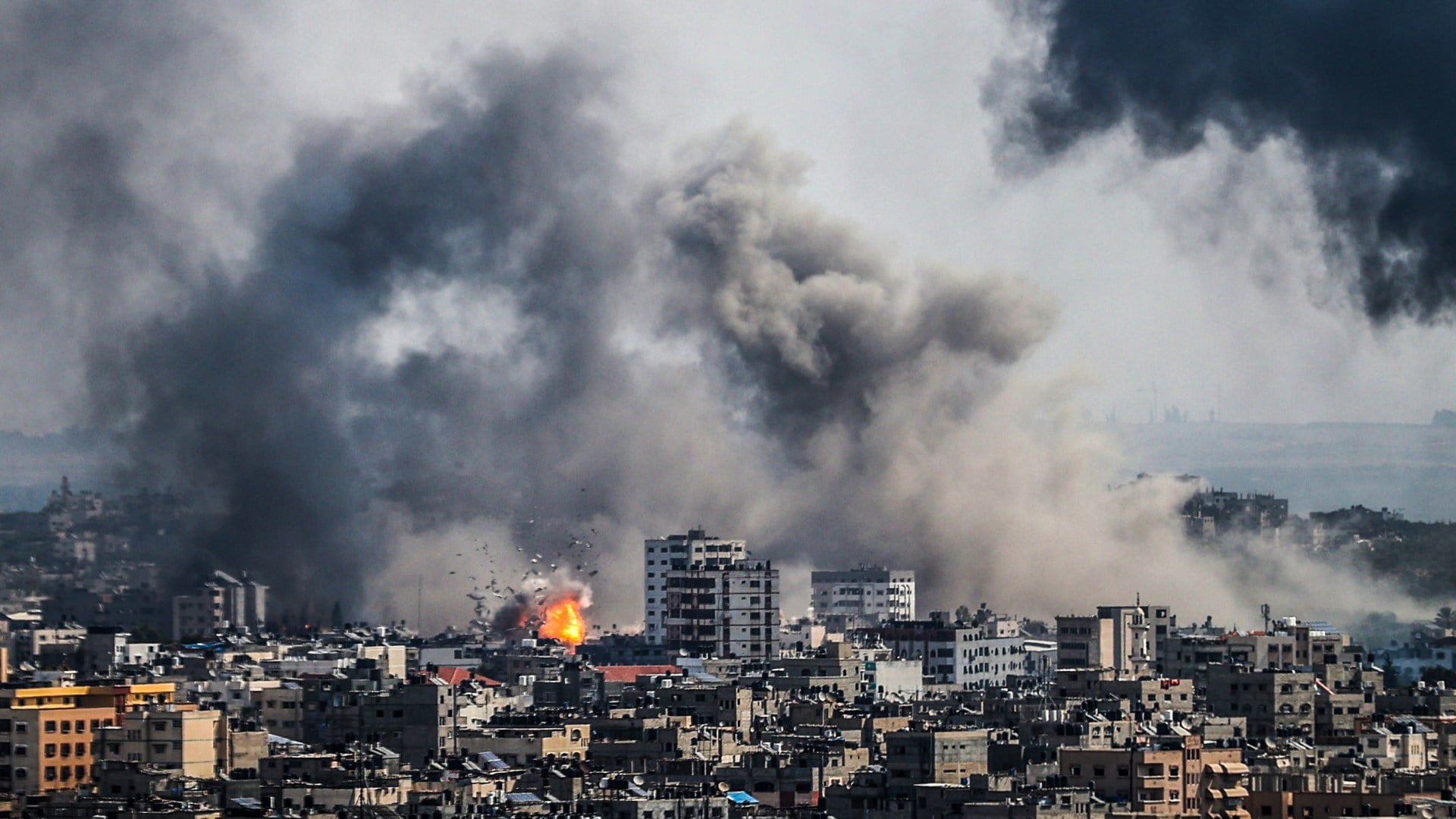 İsrail Başbakanı Netanyahu, "Hamas'ı yok edene kadar devam etme konusunda her zamankinden daha kararlıyız" dedi.
