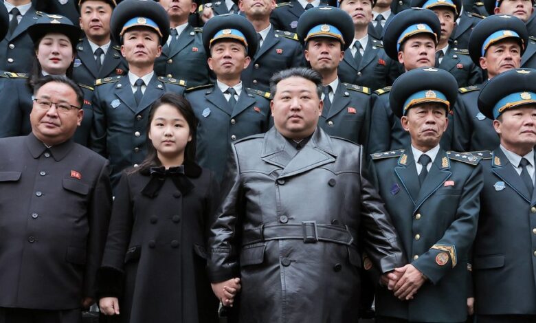 Kuzey Kore lideri Kim Jong-un, 2024'te daha fazla "casus uydu" fırlatmayı hedeflediklerini açıkladı.