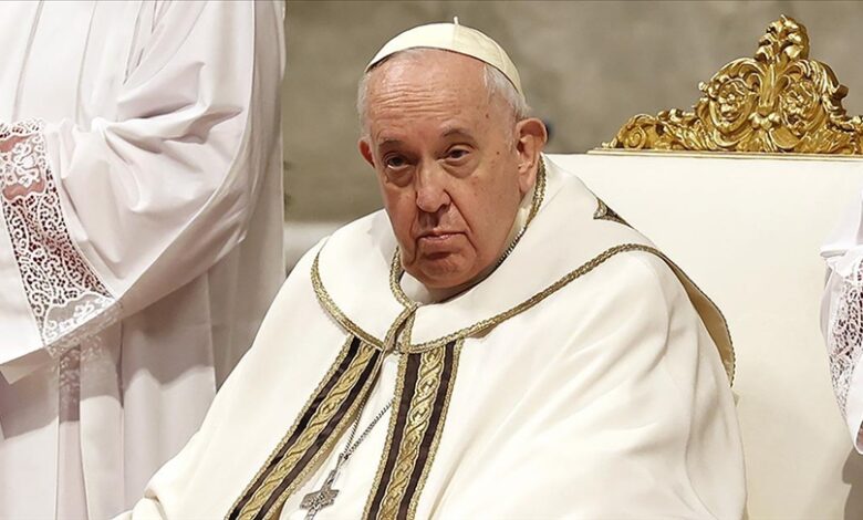 İsrail ile Filistin arasındaki insani ara sona erdi. Katoliklerin ruhani lideri Papa Franciscus bu durumun üzücü olduğunu açıkladı.