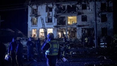 Ukrayna'nın doğusunda Rusya'yla sınır hattına yakın Harkiv kentine dün TSİ 23.30 sularında bombalı saldırılar düzenlendi.