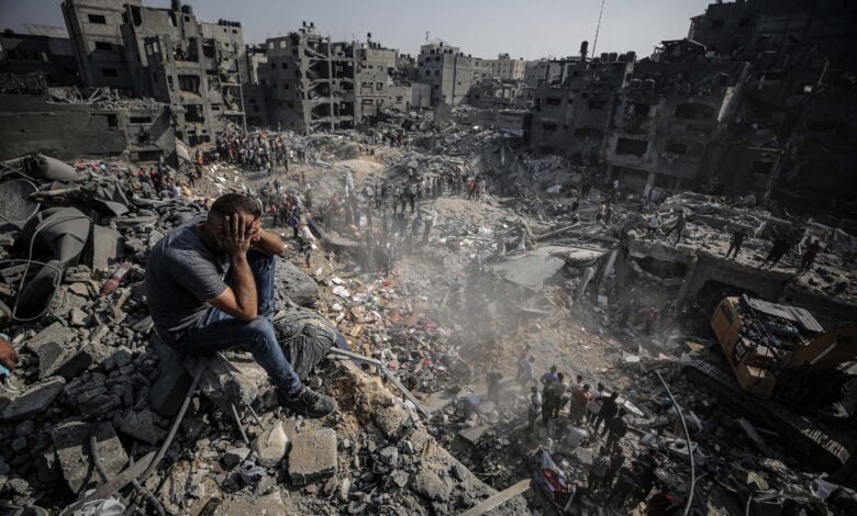 İsrail'in 7 Ekim'den bu yana Gazze Şeridi'ne yönelik yaptığı saldırıların maliyetinin 60 milyar doları bulduğu açıklandı.