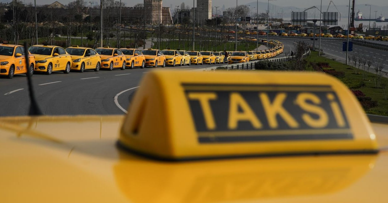 Eyüp Aksu İstanbul'daki taksilere yüzde 65 zam istedi