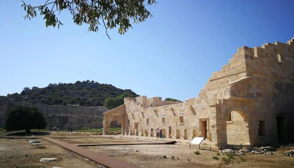 Tarihe, Anadolu'ya ve medeniyete ışık saçan, Işık Ülkesi; Likya! 2 Patara - Likya Birliği Meclisi