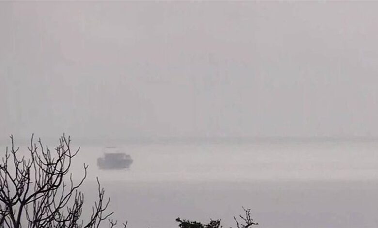 Olumsuz hava koşullarının etkili olduğu Marmara'da bir facia yaşandı. İmralı Adası açıklarında bir kargo gemisi battı. Kurtarma çalışması başlatıldı.