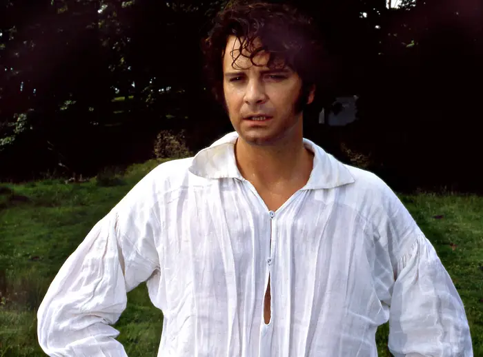1995 yapımı Gurur ve Önyargı dizisinde ünlü oyuncu Colin Firth'un giydiği gömlek, açık artırmaya çıktı.