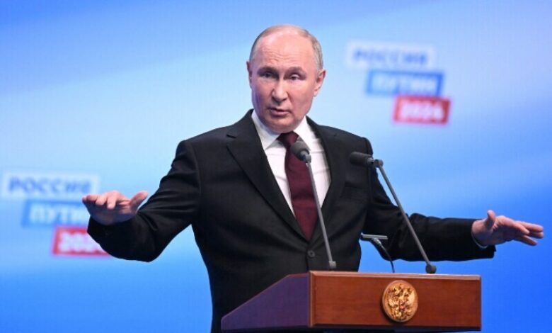 Resmi olmayan sonuçlara göre yüzde 87 oy oranı alan Vladimir Putin, beşinci kez Rusya’nın devlet başkanı oldu.