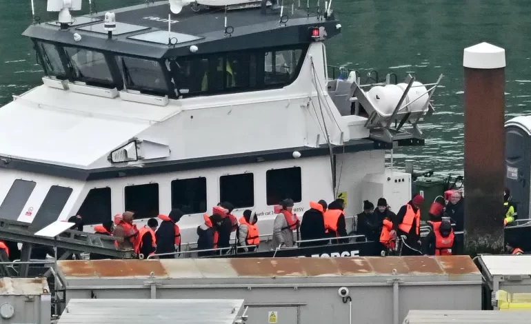 İngiltere hükümetinin göçmenleri Ruanda'ya gönderme planına parlamentodan onay çıktı.