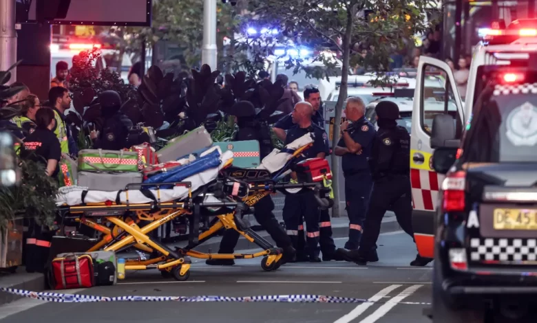 Avusturalya’nın Sydney kentinde bulunan bir alışveriş merkezinde bıçaklı saldırı gerçekleşti. Ölenlerin sayısı saldırganla birlikte 7’ye yükseldi.