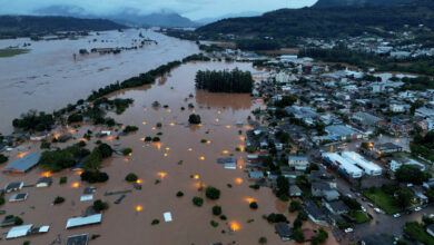 Brezilya'da şiddetli yağışların yol açtığı sellerde hayatını kaybedenlerin sayısının 29'a, kaybolanların sayısının ise 60'a çıktığı bildirildi.