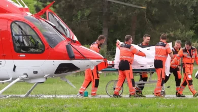 Slovakya Başbakanı Robert Fico silahlı saldırıya uğradı. Yapılan açıklamada Robert Fico'nun durumunun ciddi olduğu açıklandı.