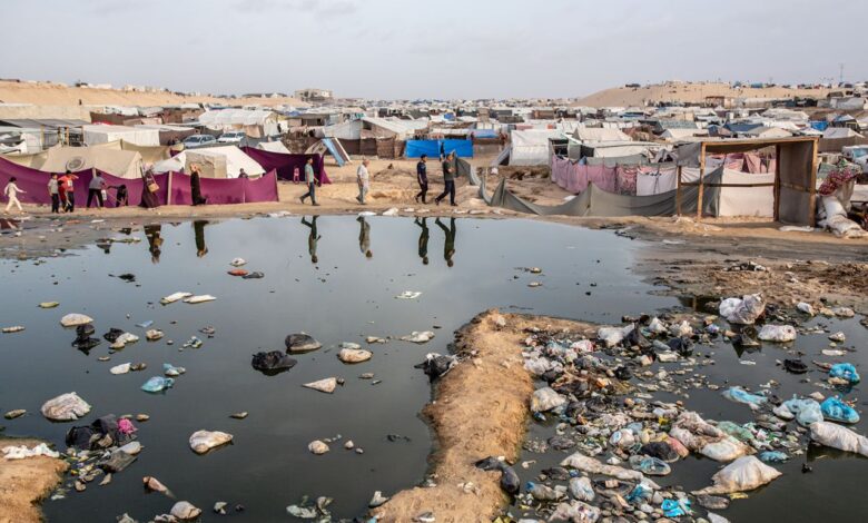 7 Ekim'den beri İsrail saldırıları altındaki Gazze'de başka bir tehlike ile karşı karşıya. BM'den yapılan açıklamada Gazze'de 330 bin ton çöp birikti.