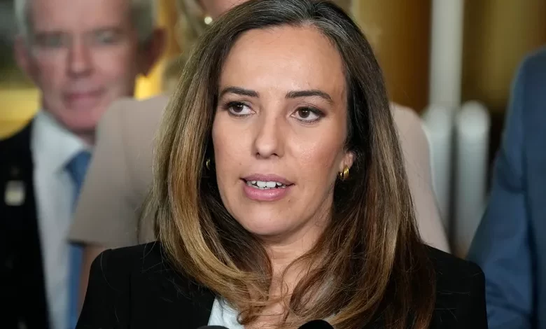 WikiLeaks'in kurucusu Julian Assange'nin eşi Stella Assange, eşinin özgürlüğü için Avustralyalı milletvekillerine teşekkür etti.