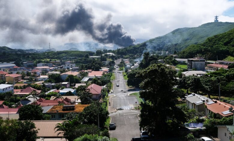 Fransız kolonisi Yeni Kaledonya'da güvenlik güçleri ile protestocular arasında yaşanan olaylarda ölenlerin sayısı 8'e yükseldi.