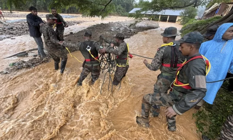 hindistanda heyelanda 63 kisi oldu