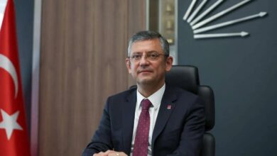 Özgür Özel'den Fransa soluna tebrik
