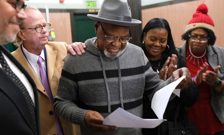 ABD'de 48 yıl hapis yattıktan sonra suçsuz olduğu öğrenilen kişi 7.15 milyon dolar tazminat hakkı kazandı.