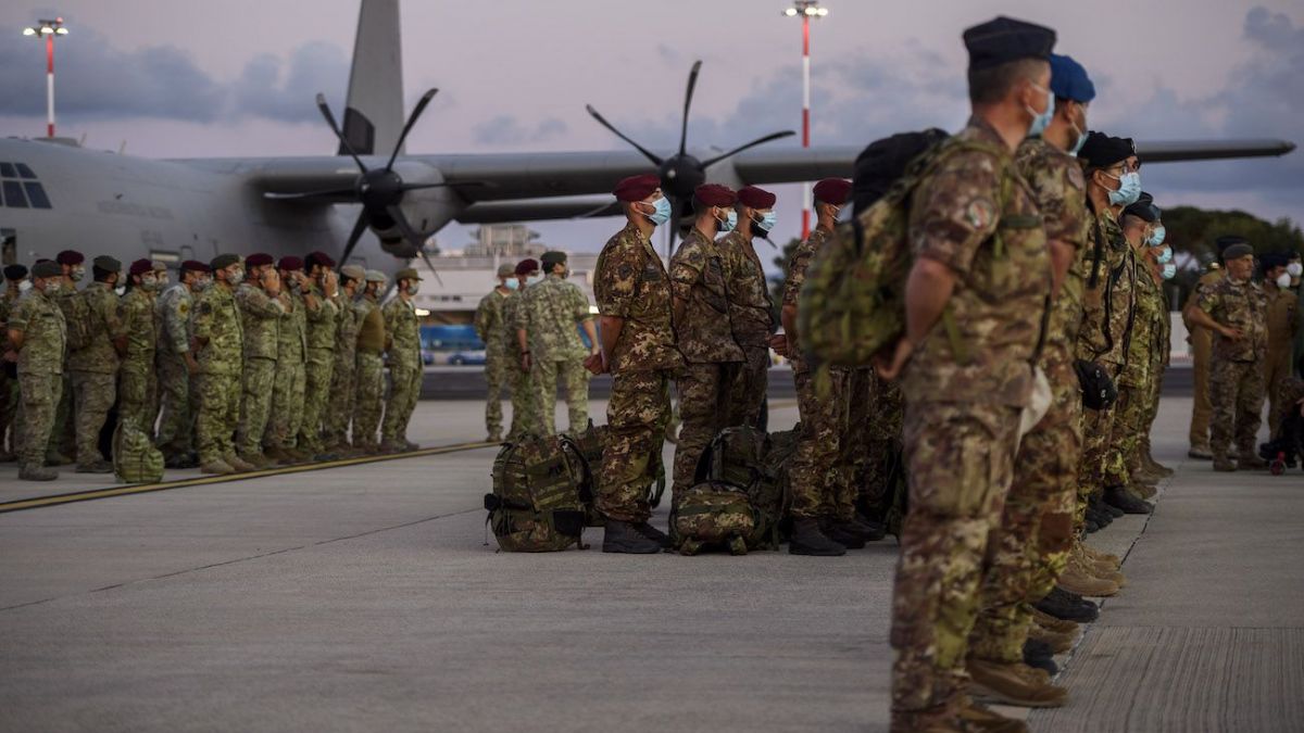 Avustralya'da askeri personelin madalyaları geri alındı 1 Avustralya, Afganistan'da savaş suçu iddiası yöneltilen askeri personelin madalyasını geri aldı.