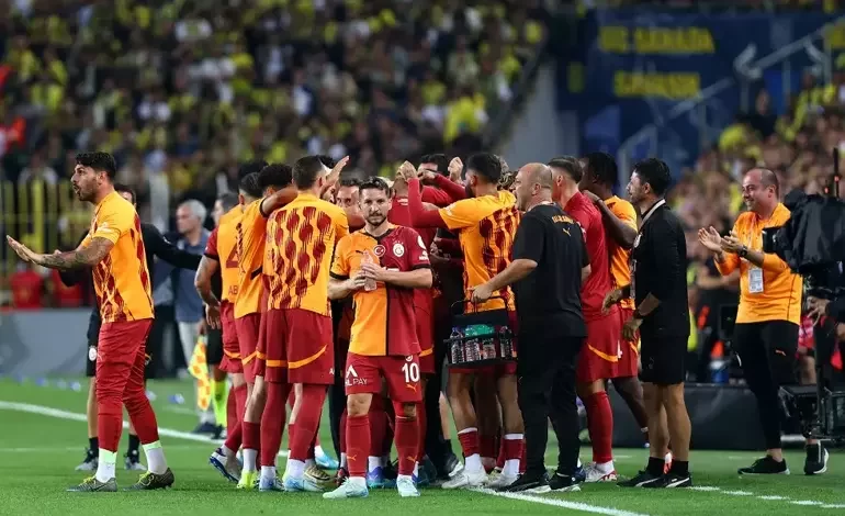 galatasaray fenerbahceyi 3 1le gecti