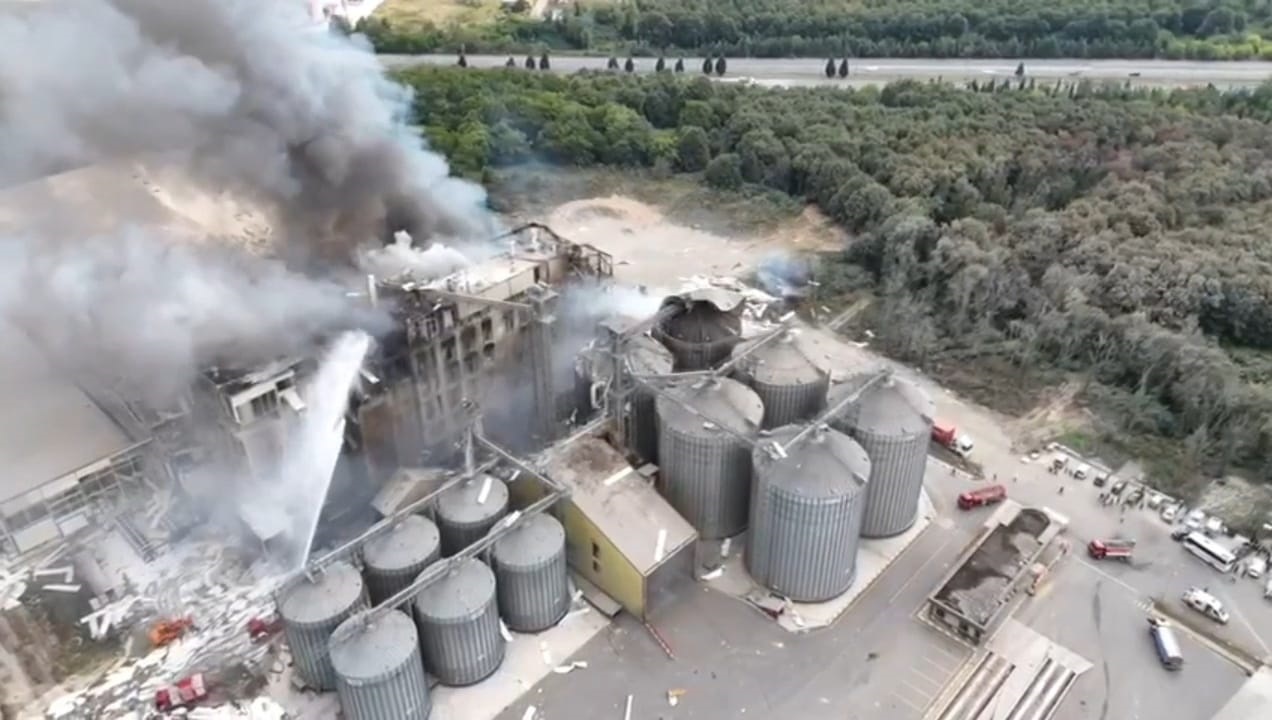 Oba makarna fabrikasında patlama 1 oba makarna fabrikasinda patlama