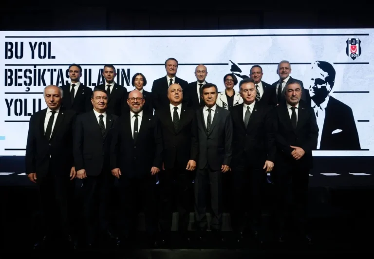 Beşiktaş Kulübünde şok gelişmeler ! 1 Beşiktaş Kulübünde şok gelişmeler ! Hasan Arat yönetiminde istifalar peş peşe geliyor