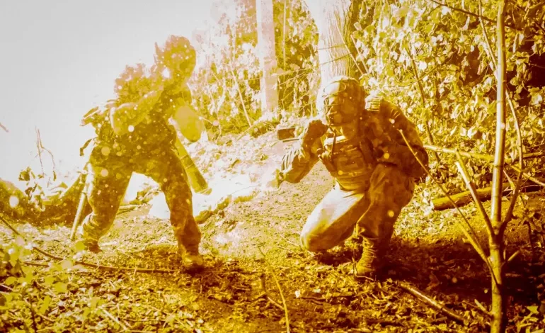 Ukrayna Hava Kuvvetleri, Rusya'nın sabah saatlerinde kıtalararası balistik füze (ICBM) kullanarak Dnipro kentindeki altyapıyı hedef aldığını açıkladı.