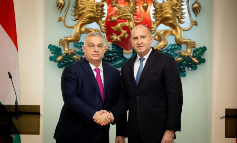 Bulgaristan Cumhurbaşkanı Rumen Radev, Sofya’da Macaristan Başbakanı Viktor Orbán’ı ağırladı.