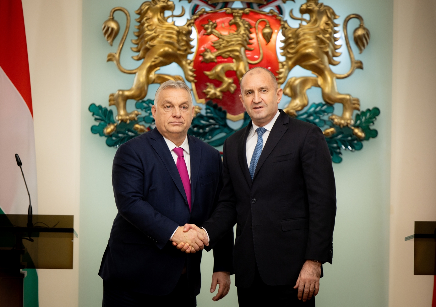 Bulgaristan ve Macaristan'dan enerji ve barış mesajı 1 Bulgaristan Cumhurbaşkanı Rumen Radev, Sofya’da Macaristan Başbakanı Viktor Orbán’ı ağırladı.