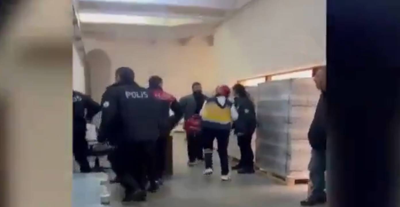 Mahkeme salonunda silahlı saldırı: 2 ölü 1 Bursa Adliyesi'nde Silahlı Saldırı
