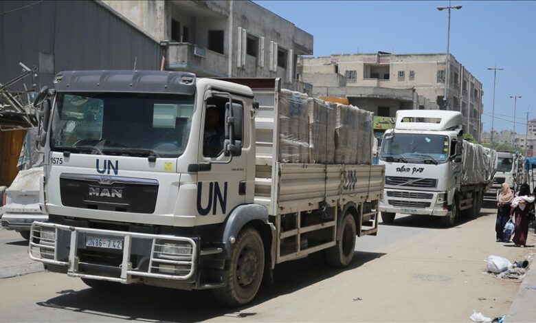 BM Filistin Yardım Ajansı (Unrwa), Gazze’ye yardımların Kerem Şalom sınır kapısından geçirilmesini güvenlik gerekçesiyle durdurdu.