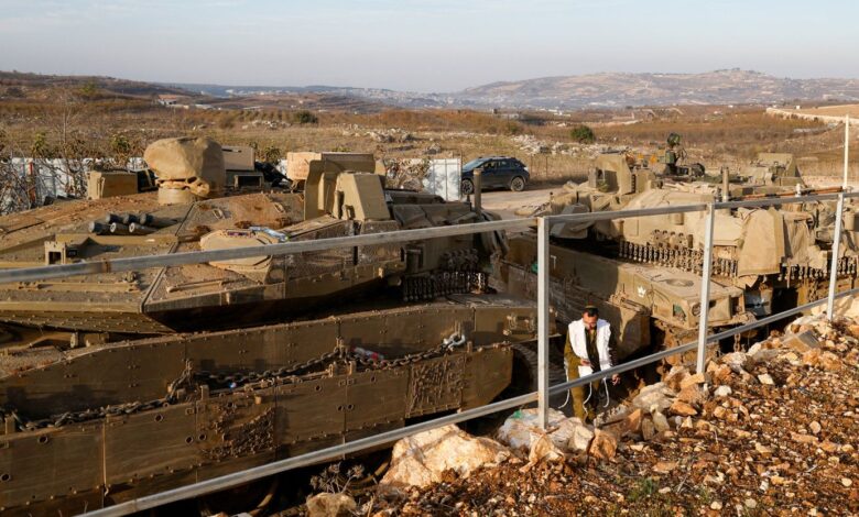 İsrail, Suriye'deki gelişmelerin ardından Golan Tepeleri'ndeki BM tampon bölgesinde kontrolü ele geçirdi.