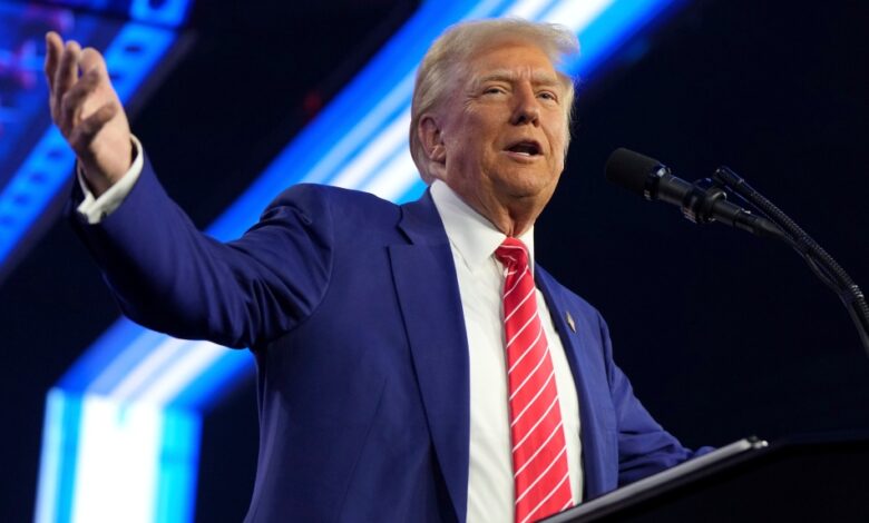 Donald Trump'ın Panama Kanalı'nın ABD'ye geri verilmesi gerektiği yönündeki açıklamalarına Panama halkı sert tepki gösterdi.