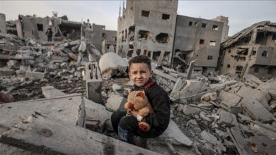 Gazze’de 8 rehine daha serbest bırakıldı, İsrail ise buna karşılık 110 Filistinli tutukluyu salıverdi.