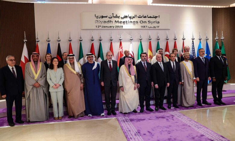 Suudi Arabistan Suriye’ye uygulanan yaptırımların kaldırılması çağrısında bulundu.