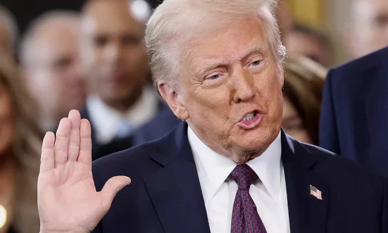 trump calisanlara istifa teklifi