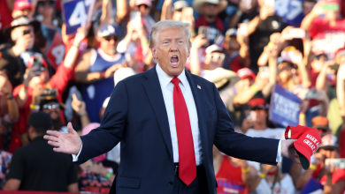Donald Trump, Kaliforniya’nın oy yasalarını değiştirmemesi halinde yangın yardımlarını kesebileceğini açıkladı.