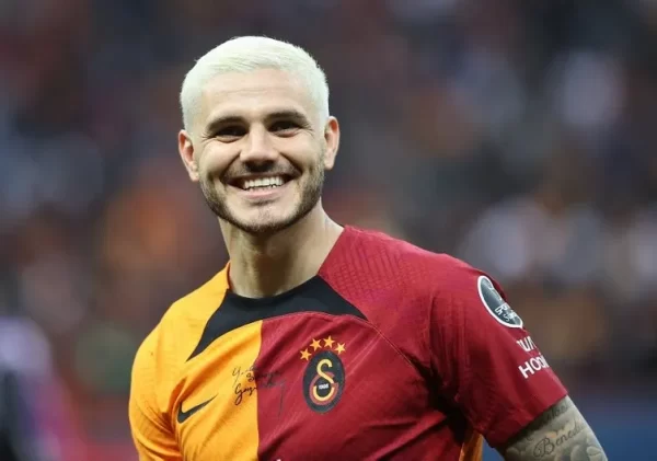 Galatasaray Fenerbahçe Derbisi Bugün! 2 Geçen Sezonun gol Kralı Mauro İcardi Galatasaray-Fenerbahçe maçını tribünden takip edecek