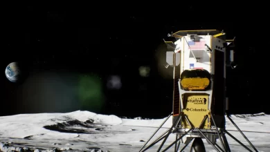 ABD’li özel uzay şirketi Intuitive Machines, Athena adlı iniş aracını SpaceX roketiyle Ay’a gönderdi.