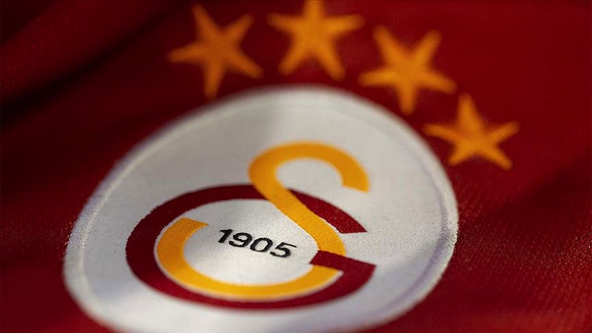 Galatasaray’dan yabancı hakem tepkisi 1 Galatasaray, Fenerbahçe ile oynayacakları derbiye yabancı hakem atanması kararına sert tepki gösterdi.