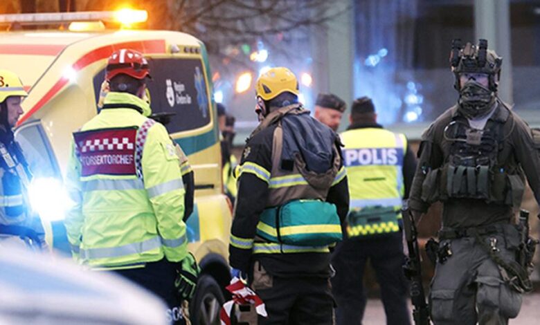 İsveç’in batısındaki Orebro kentinde yetişkin eğitim merkezi Campus Risbergska’ya düzenlenen silahlı saldırıda en az 11 kişi hayatını kaybetti.