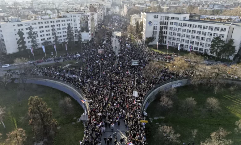sirbistanda tarihi protesto